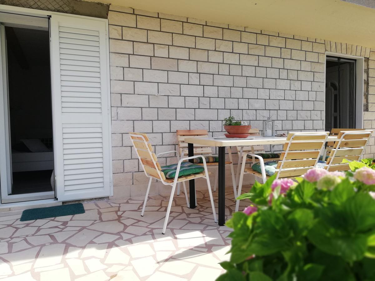 Apartment Cactus Donji Okrug  Εξωτερικό φωτογραφία